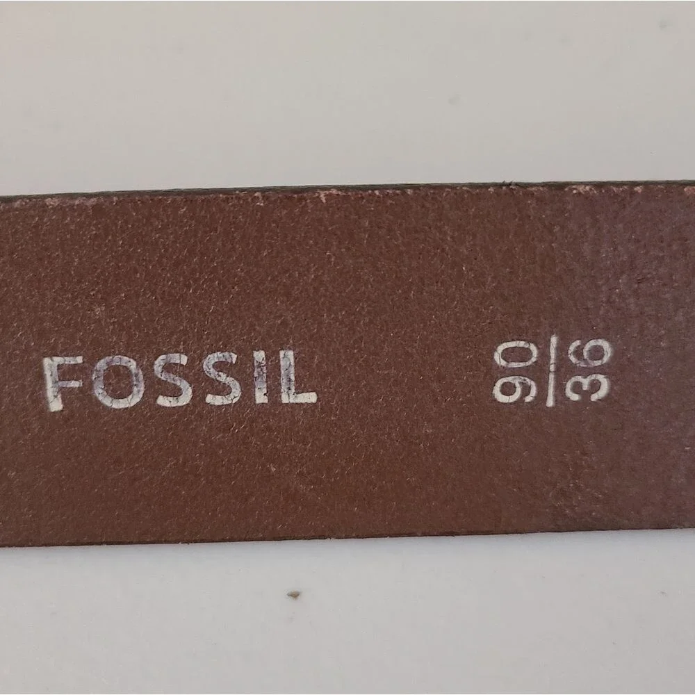 fossil brown leather belt size 36 casual rugged distressed buckle MB1290201